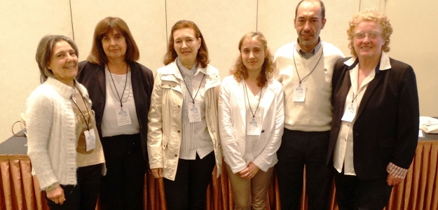 Ana Mara Pacn, Stella Alzamora, Marisa Yeannes, Andrea Nesci, Pedro Civello y Silvia Resnik durante el 6 Simposio de Nuevas Tecnologas. 