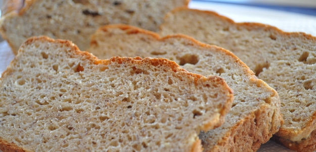 Efecto de la granulometra de la harina de arroz en el volumen y alveolado del pan de molde libre de gluten